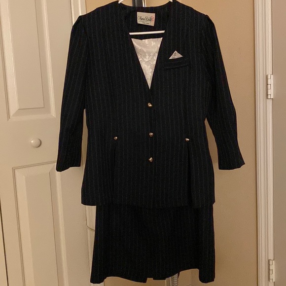 Olivia Rose Dresses & Skirts - Vintage Blazer and skirt Size 8